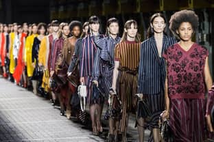 British fashion council crea un fondo da 1 milione di sterline per le aziende e i creativi