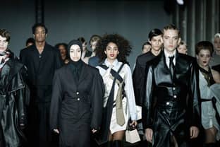 Ninamounah wint modeprijs van Dutch Design Awards 