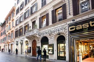 Итальянские бизнесмены просят правительство срочно открыть магазины одежды