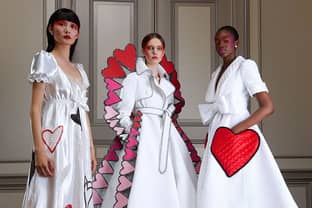 Zo presenteerden Nederlandse en Belgische modehuizen hun haute couture digitaal
