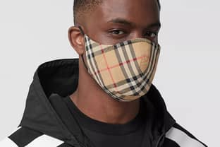Burberry bringt Designer-Maske mit Check-Muster auf den Markt