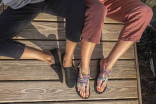 Sanuk and Kassia+Surf announce exclusive collaboration 