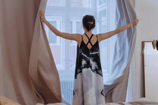 Video: Rebekka Ruétz op de Mercedes-Benz Fashion Week FW21