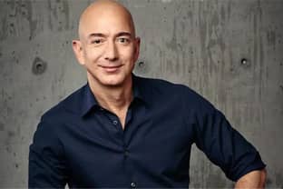Jeff Bezos lascerà la guida di Amazon ad Andy Jassy