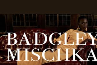 Video: Badgley Mischka Herbst/Winter 2021/2022