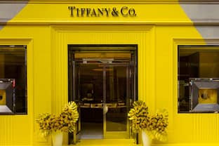 Tiffany открыли бутик в ярко-желтом цвете