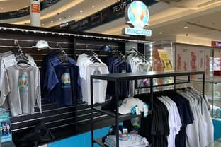 В «Невском Центре» открылся первый официальный магазин Чемпионата Европы по футболу