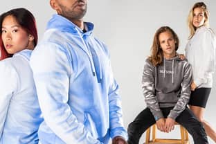 Nederlands kledingmerk lanceert ’s werelds eerste kleur veranderende hoodie