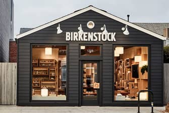 Birkenstock cambia de ciclo: ya vende más zapatos cerrados que sandalias