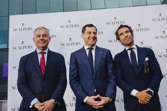 Scalpers pone la primera piedra de su nueva sede en Sevilla: un centro de I+D con la piel del Bernabéu 
