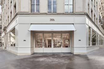 En images : réouverture de la boutique Zara, rue de Rivoli à Paris 