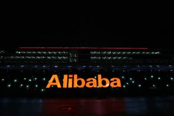 Alibaba's Ma makes star turn as Davos pivots to China