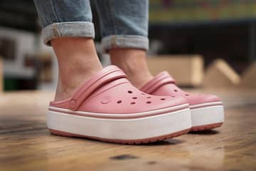Crocs to give free shoes to US healthcare workers