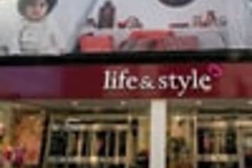 Life & Style chain in administration
