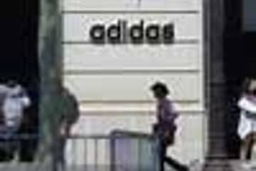 Adidas va augmenter ses investissements et rabote sa prévision de marge