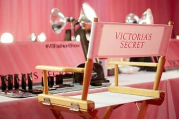 Victoria's Secret Show 2013 gepresenteerd door Doutzen Kroes