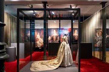 Ausstellung in der Schweiz: Robes politiques - Frauen Macht Mode