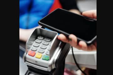 Foot Locker links with FreedomPay for contactless payment in US stores