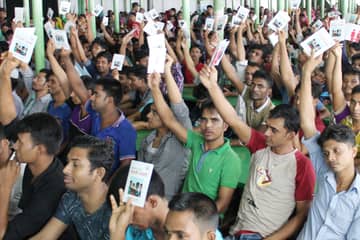  Bangladesh: marchi e sindacati raggiungono nuovo accordo per la sicurezza dei lavoratori