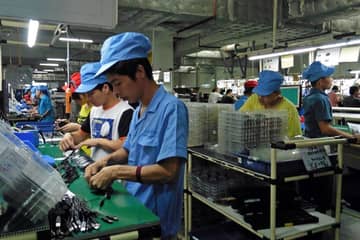 China's manufacturing industry declines for the second month in a row