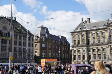 ‘Winkels Armani en Dior strijken neer op de Dam in Amsterdam’