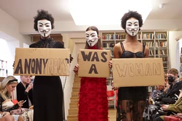 La española Sohuman abre London Fashion Week con “Anonymous was a woman”