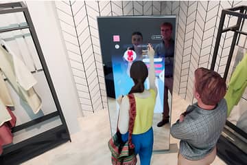 Firstlook Smart Mirror : un miroir intelligent pour faciliter l’essayage en boutique