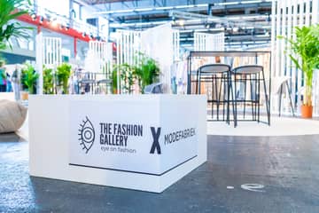 Modefabriek in beeld: Nieuwe segmenten, bomvol kleur en ouderwets druk 