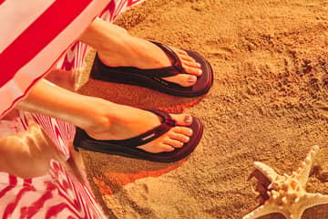 Havaianas lança collab com Market em sandálias com tecnologia termocrômica
