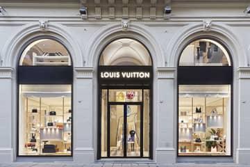 LVMH bucks the recession, posting strong demand for its products 