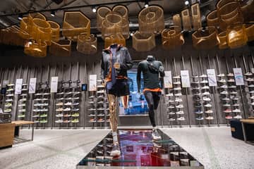 Adidas AG geeft winstwaarschuwing