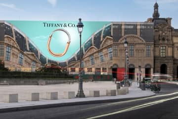 Tiffany & Co. revisite le palais du Louvre