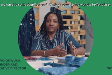 Video: Nkwo Onwuka geeft met traditionele Nigeriaanse techniek nieuw leven aan denim