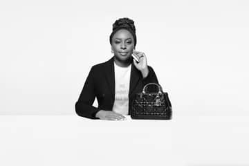 Dior choisit une féministe pour la campagne d’influence de son nouveau sac 