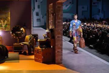 Paris apporte nouveautés et points d'interrogation à la mode masculine de l'automne 2023