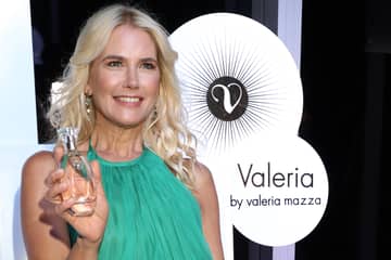 Valeria Mazza lanzó una nueva fragancia y una serie documental sobre su vida como supermodelo