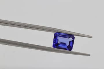 Diamante Bleu Royal vendido por casi 44 millones de dólares en subasta
