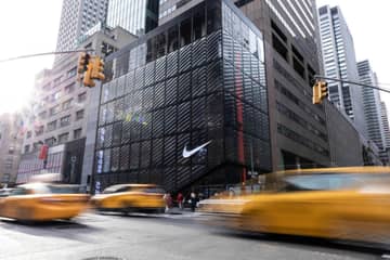 Nike steigert Quartalsgewinn und kündigt Sparprogramm an