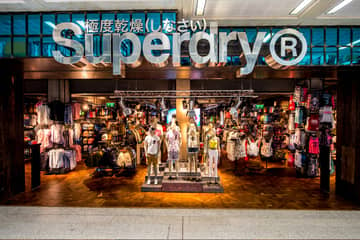 Superdry erwägt den Verkauf von Markenrechten in den USA und im Nahen Osten