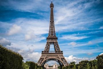 La prestigieuse Tour Eiffel devient membre du Comité Colbert