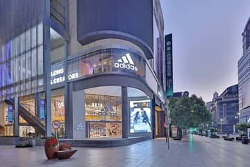 Adidas will nach Verlust unveränderte Dividende zahlen