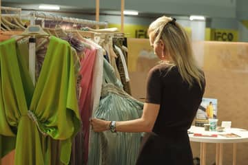 Wie Verbraucher:innen in Geschäften Mode einkaufen wollen 
