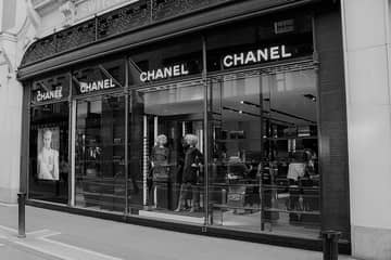  Chanel сокращает количество магазинов в России