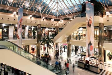 Crecen las ventas y la afluencia a centros comerciales en España