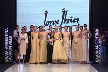 Con un desfile en homenaje a Jorge Ibañez empezó Argentina Fashion Week