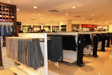 Physical retailers increase investments to woo customers