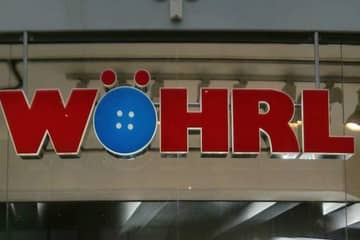 Wöhrl: Betriebsergebnis schrumpft im ersten Halbjahr um die Hälfte