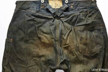 Levi's показал самые старые джинсы в мире