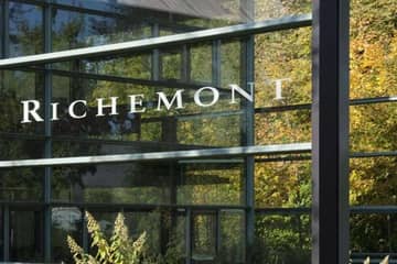 Richemont: bénéfice net annuel en chute de 35 pour cent en raison de pertes sur instruments financiers