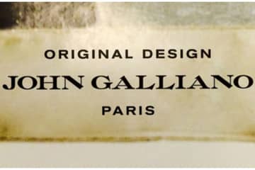 Бренд John Galliano изменил логотип